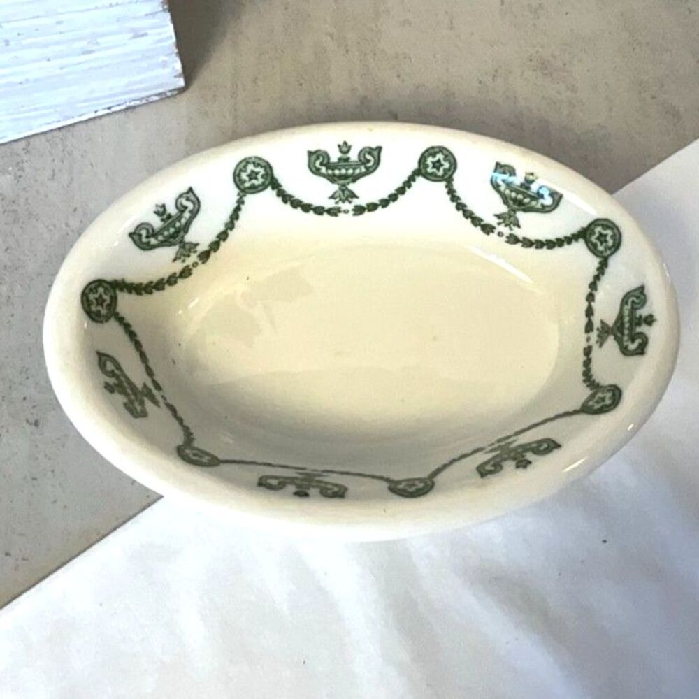 Syracuse St. Elmo Restaurant Ware Oval Dish Vintage 1943; small size